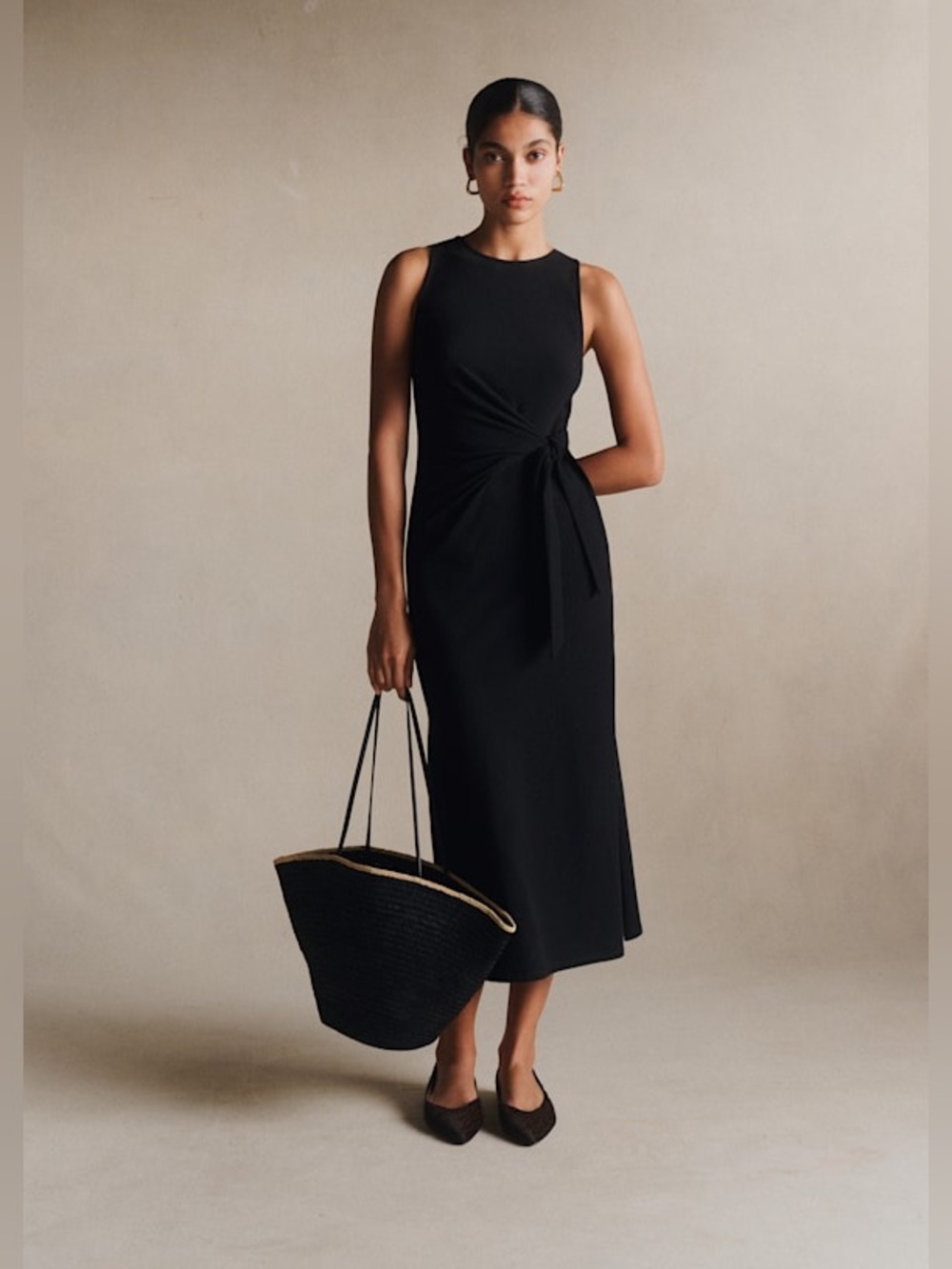 Sézane Pippaé Black Sleeveless Midi Dress